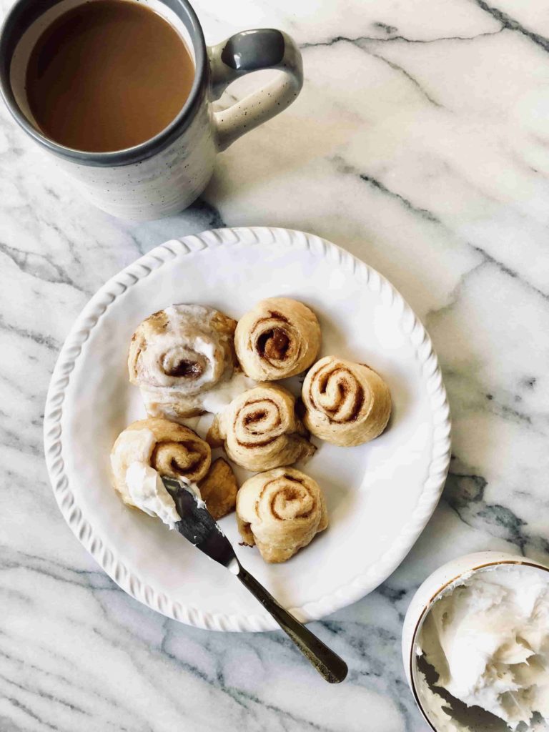 Warm Spicy Cinnamon Coffee Rolls